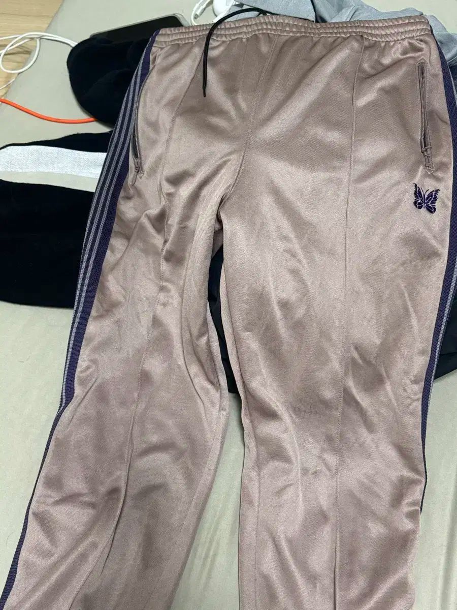 XL Needles トラック ジョガー パンツ taupe