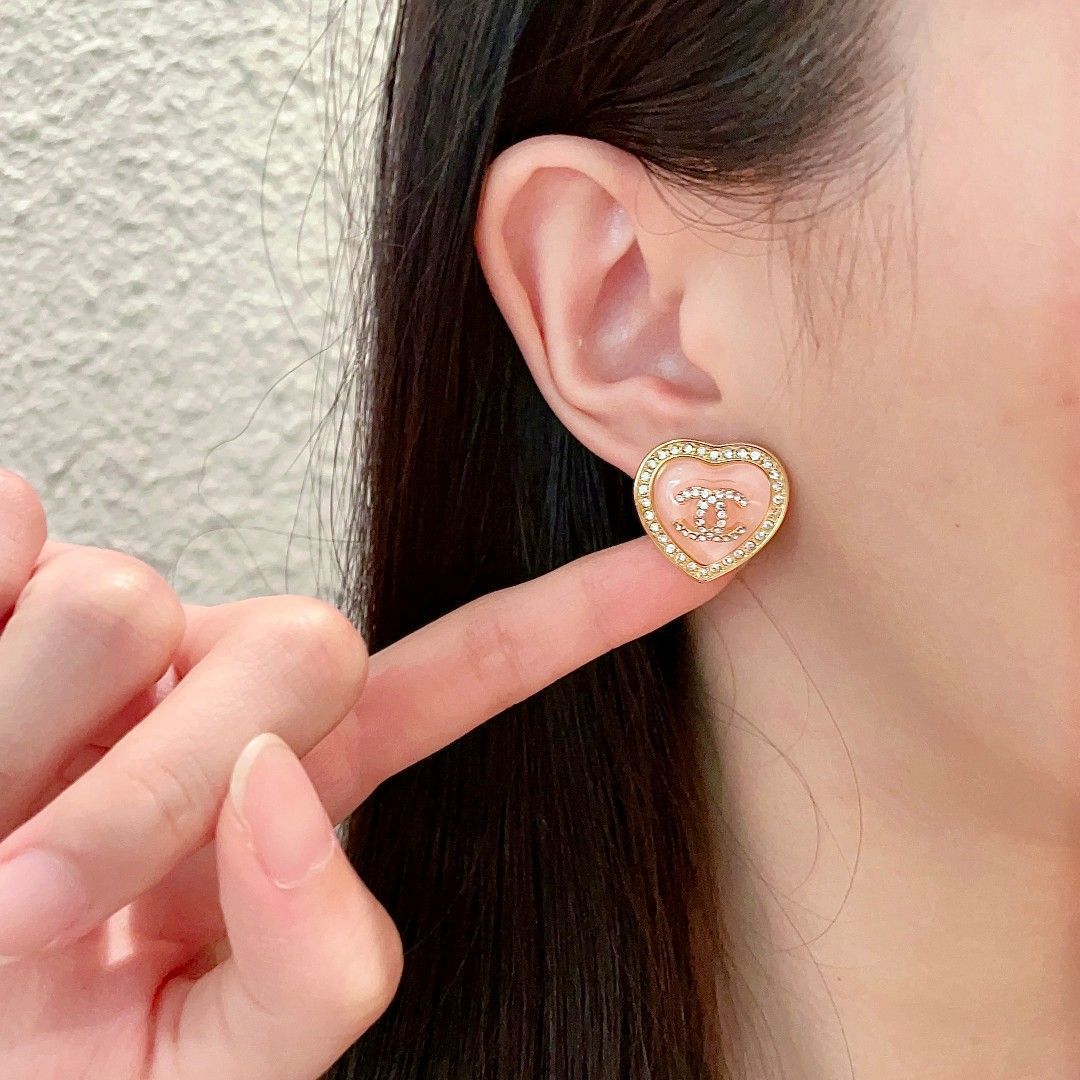 今日 Chanel ヴィンテージ アルファベット ピアス で 価格-MM輸入