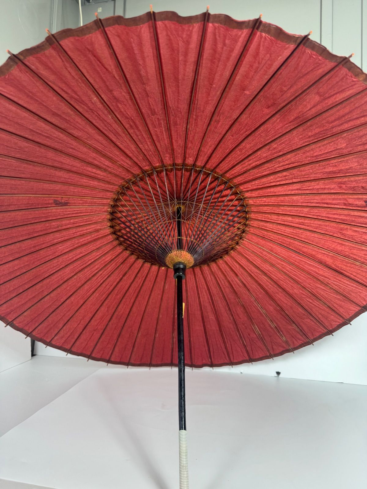 B-2 和傘 番傘 朱色 民芸品 和装小物 伝統工芸 アンティーク インテリア 伝統工芸 和傘 赤 二重傘 一本選 上質竹細工 骨組みしっかり 日本舞踊