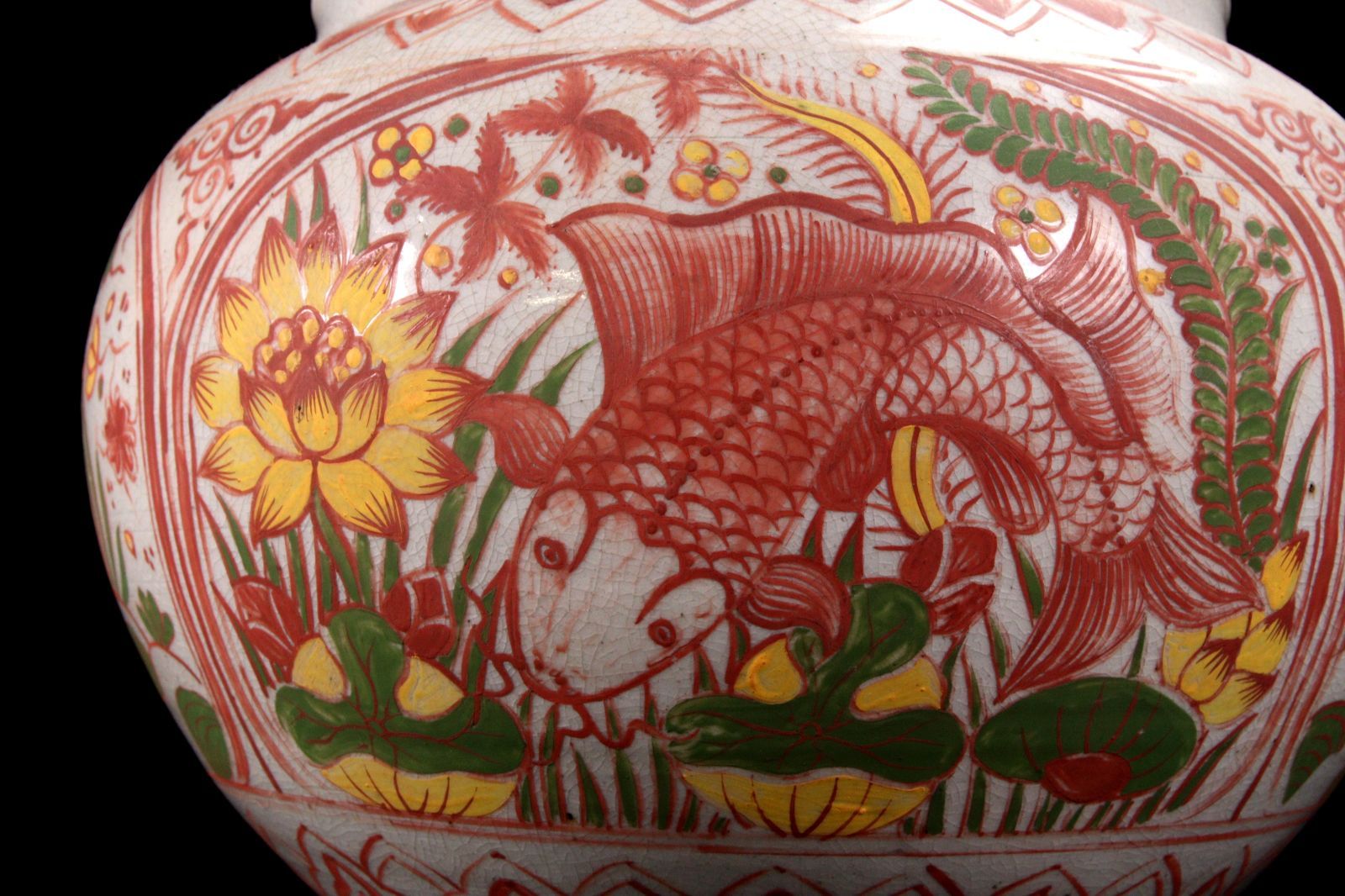 中国　呉須赤絵　蓮花魚藻文　蓋罐　C　R5541 中国 呉須赤絵 蓮花魚藻文 蓋罐 C R5541 （呪術廻戦 0～13巻