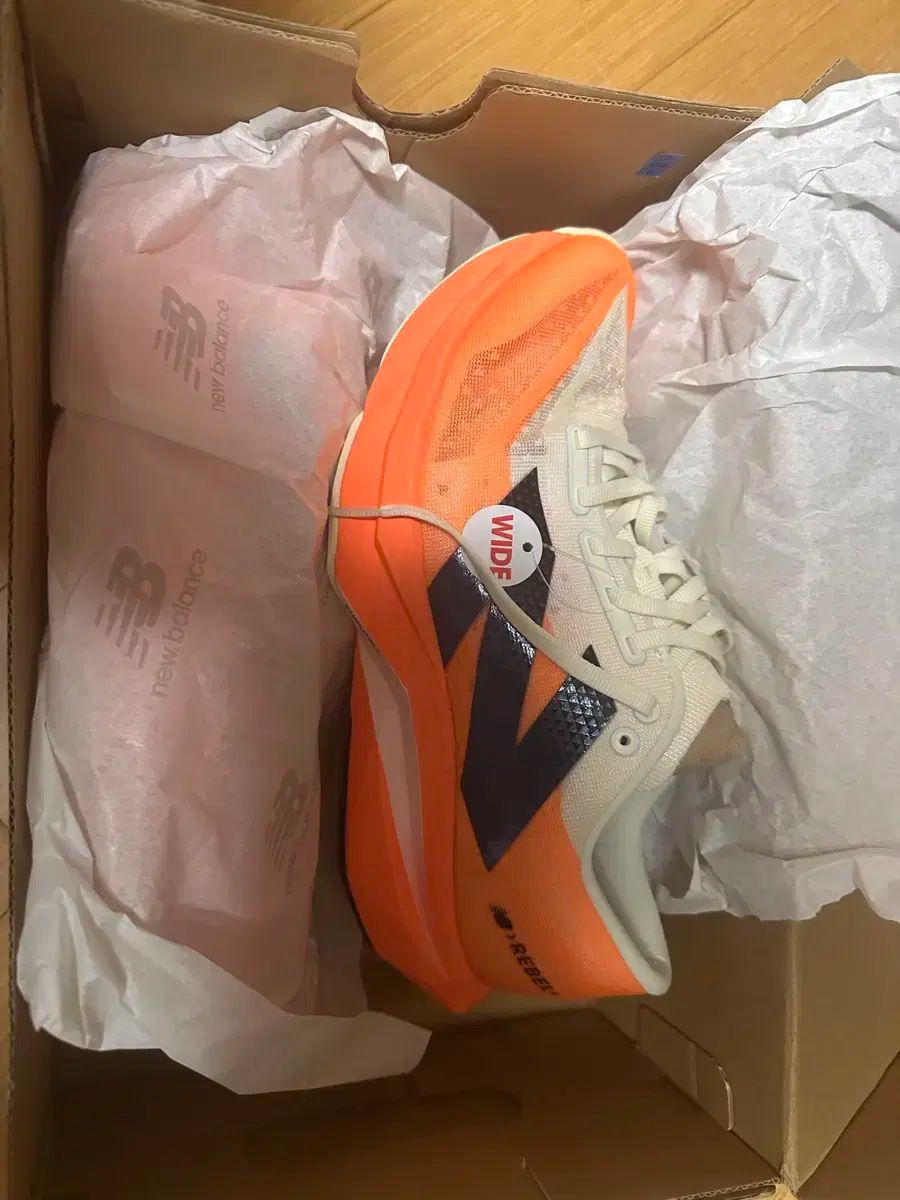 New Balance ニューバランス ピュアセル レベル V4 2602e