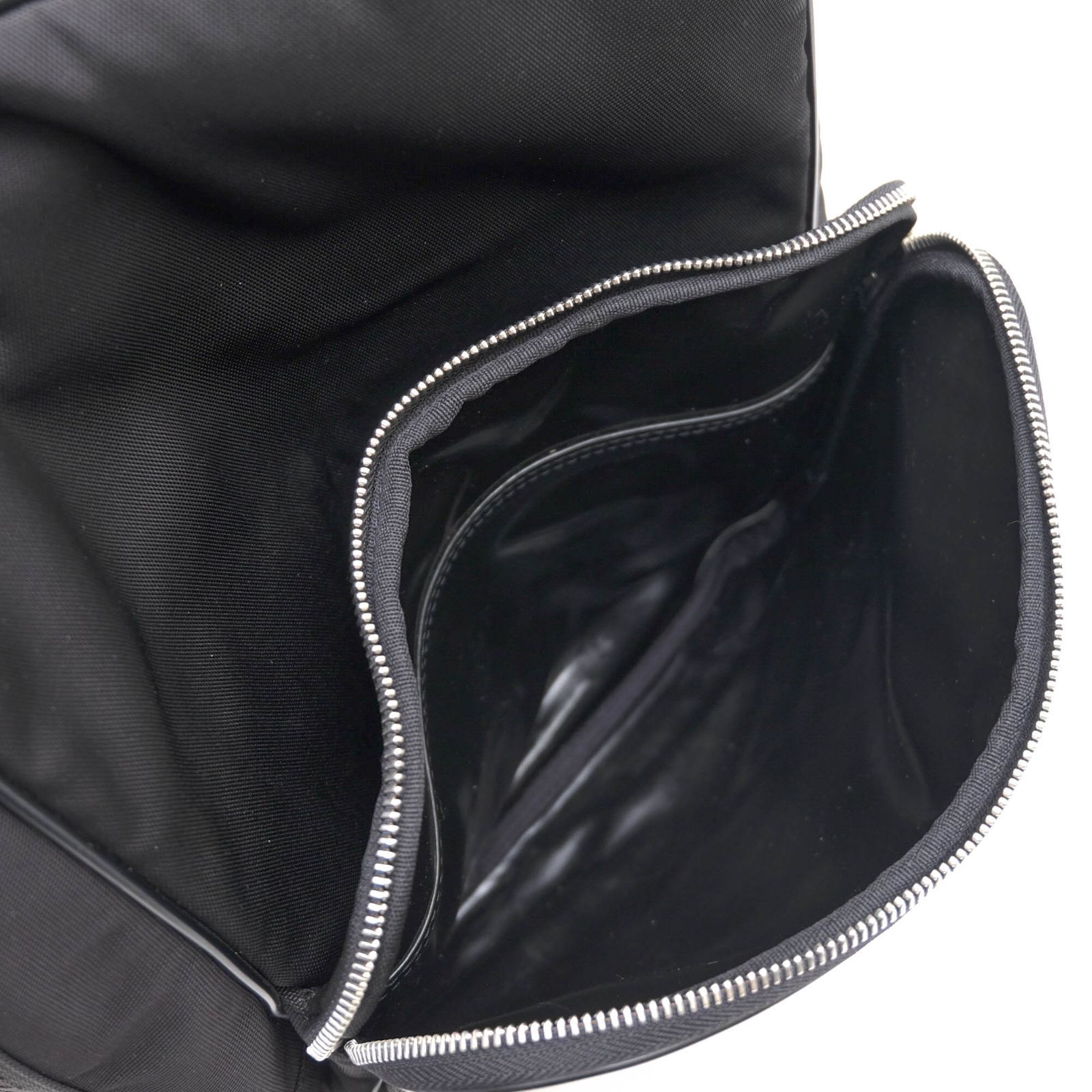 ダンヒル／Dunhill バッグ ショルダーバッグ 鞄 メンズ 男性 男性用ナイロン ブラック 黒  LC5000A トラベラーズライン バックパック ボディバッグショルダーバッグ
