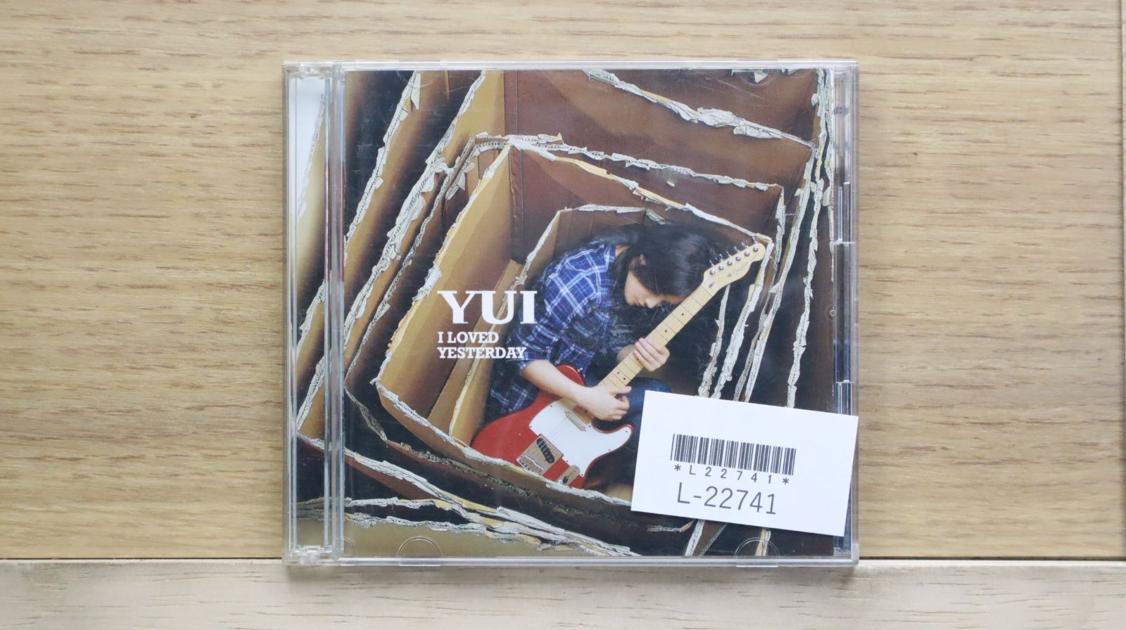 YUI直筆サイン入りアルバム（I LOVED YESTERDAY） I LOVED YESTERDAY | YUI | ソニーミュージックオフィシャルサイト