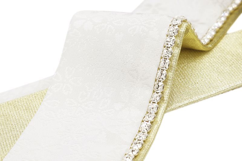 重ね衿 振袖 成人式 正絹 生成り 白 ラインストーン キラキラ クリスタルガラス リバーシブル 金糸 CANDY 襟ピン付き おしゃれ  No.10-6683 重ね衿 振袖 成人式 正絹 白 銀 銀糸 パール キラキラ 人工真珠 WadeModern 襟ピン付き おしゃれ重ね衿 フォーマル  楽天市場】重ね ... 重ね衿 振袖 成人式 正絹 白 銀 銀糸 パール キラキラ 人工真珠 WadeModern 襟ピン付き おしゃれ重ね衿 フォーマル