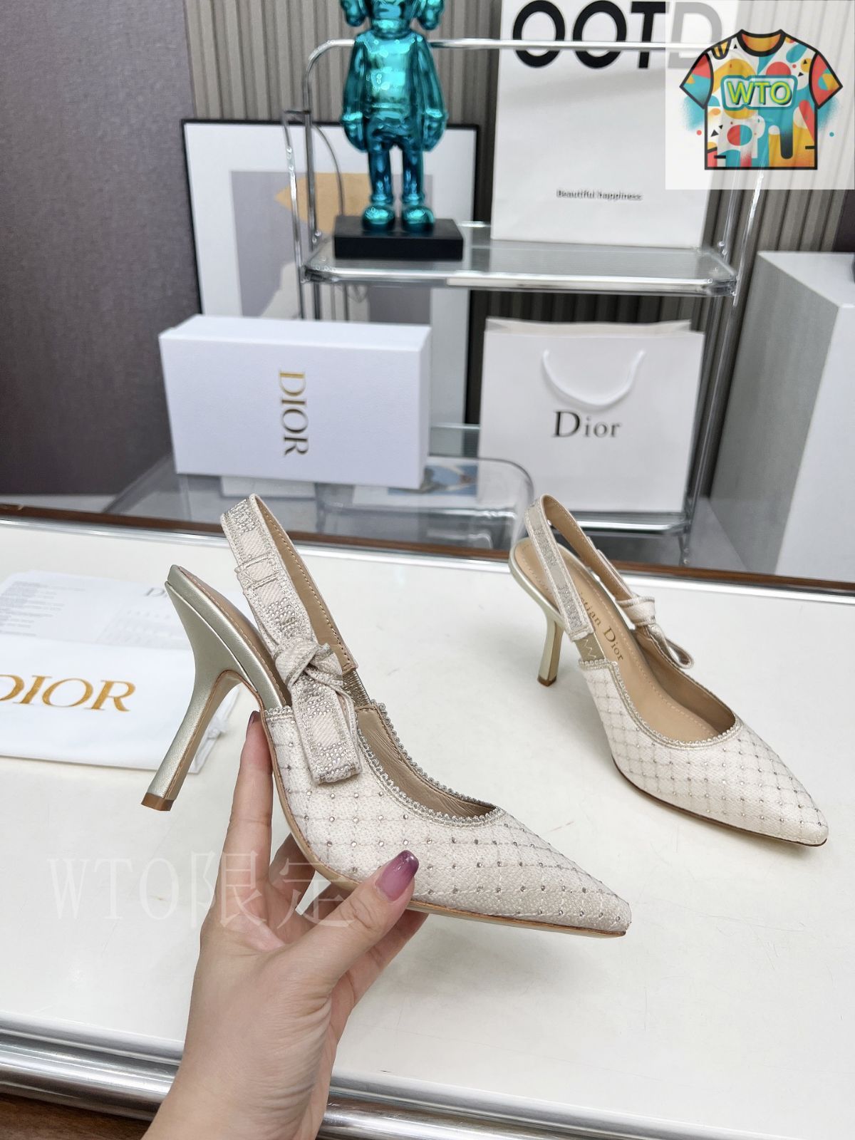 Dior 刺繍ハイヒール アルファベットロゴリボンサンダル03-EX44