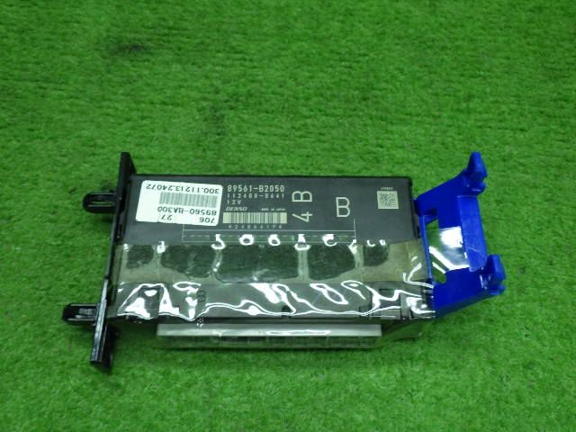 ダイハツ　LA110　ムーヴ　エンジンコンピューター　89561-B2050　200713151