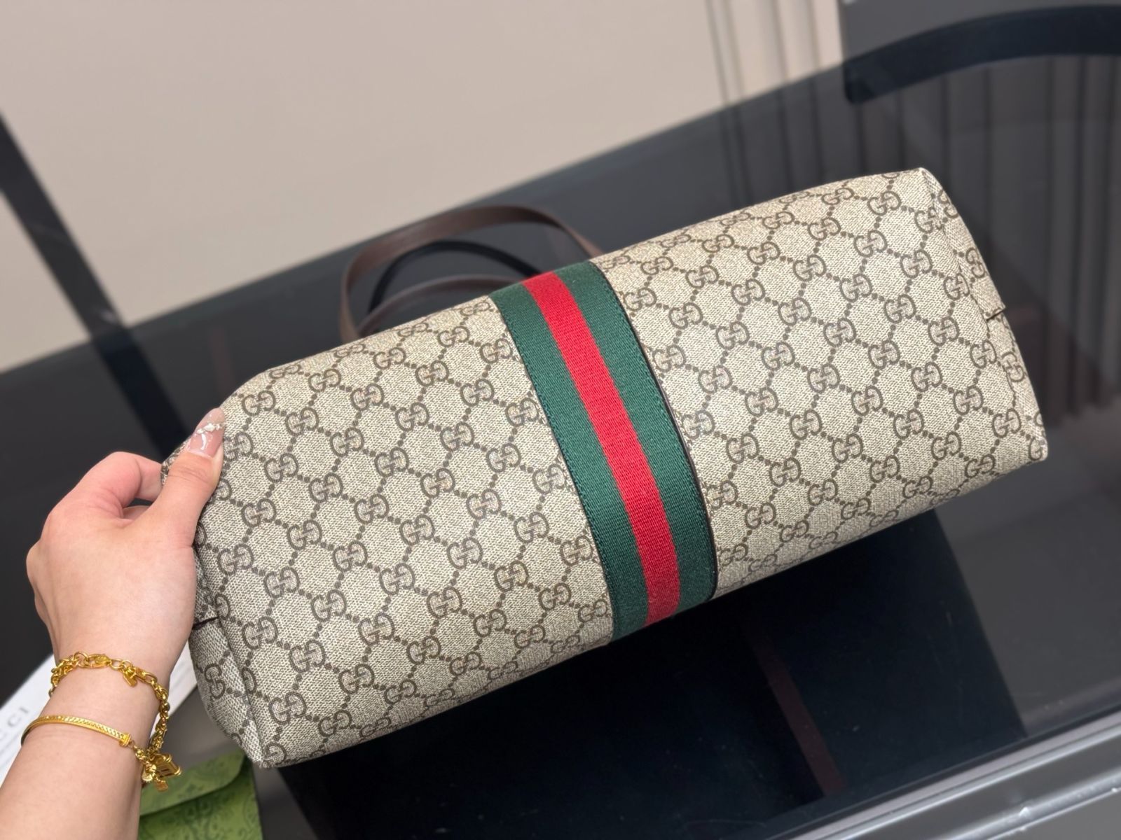 【セールス特価期間中】GUCCI グッチ　ハンドバッグ 今日特価】Gucci ショッピングバッグ（グッチ ショッピング