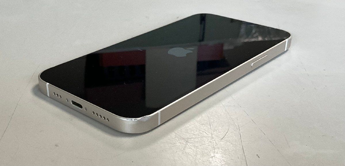 RKGSF-7】特価！Apple iPhone12 64GB ホワイト NGHP3J/A SIMロックなし