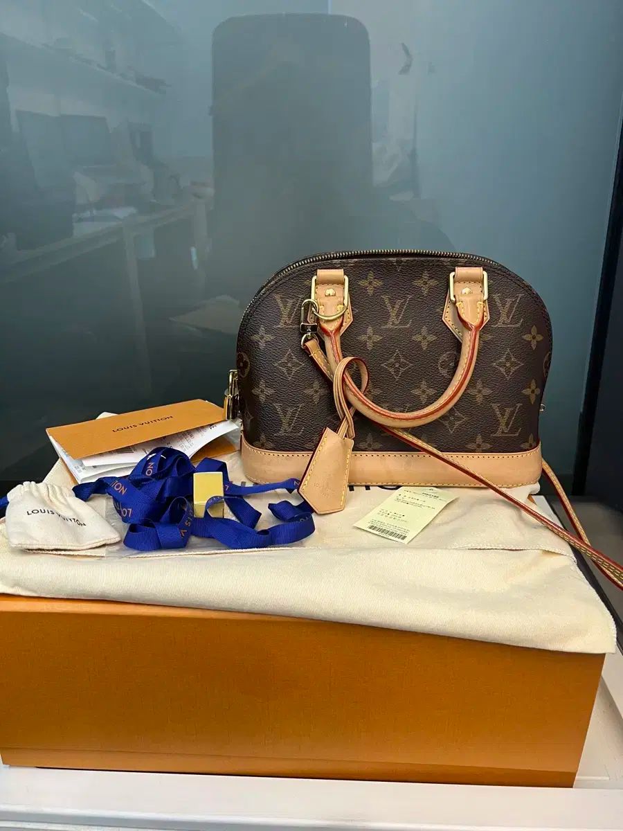 23 年 Louis Vuitton ルイヴィトン どれくらい bb モノグラム