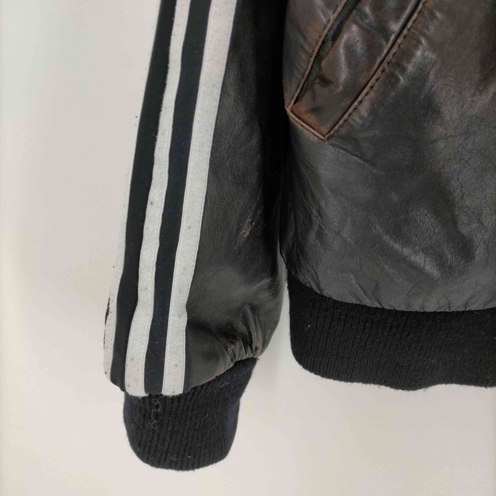 ユーズドフルギ USED古着 ADIDAS AYNE リメイク レザー トラック
