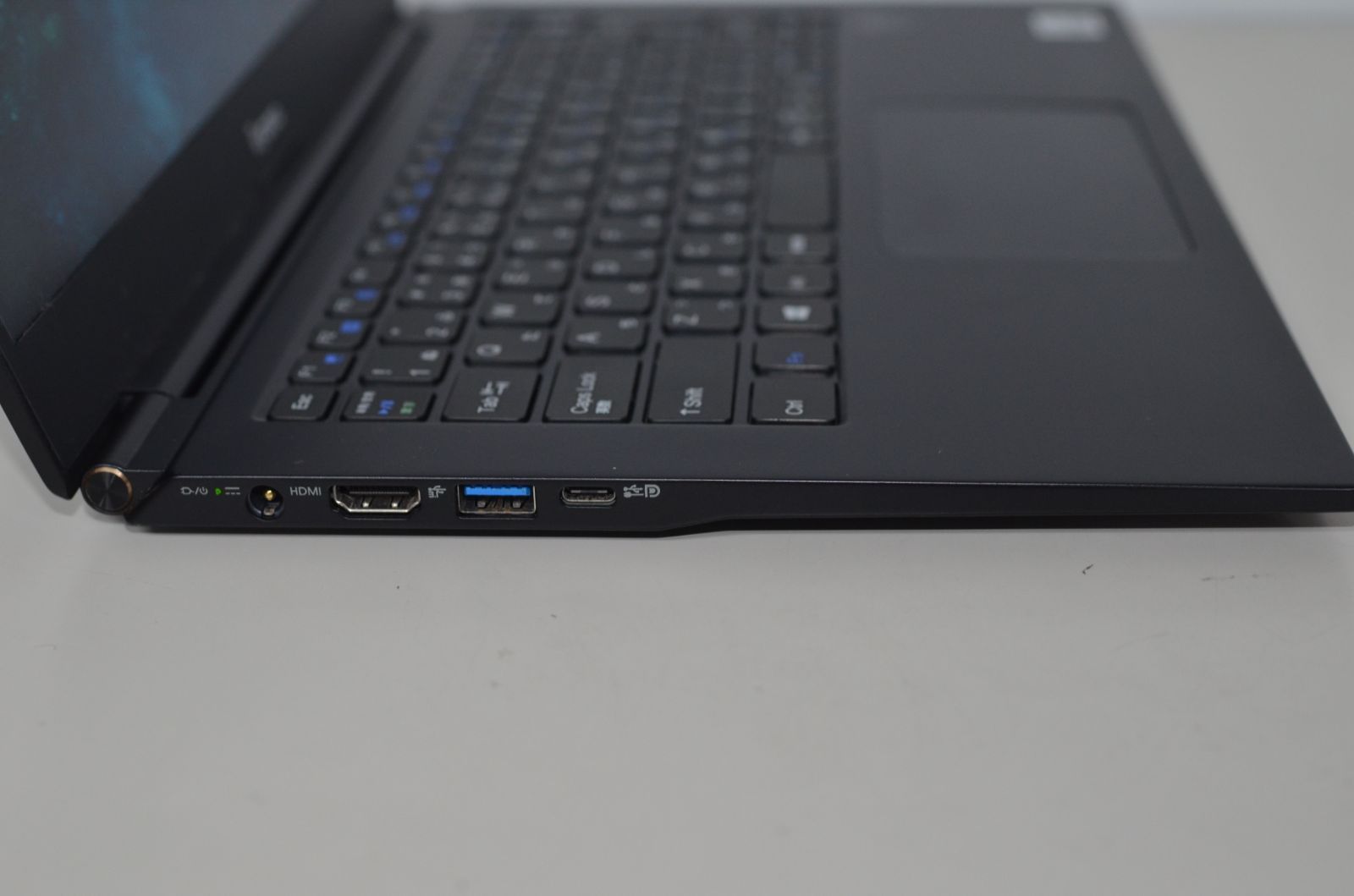 中古良品ノートパソコン IIYAMA L140CU Windows11+office 爆速SSD512GB