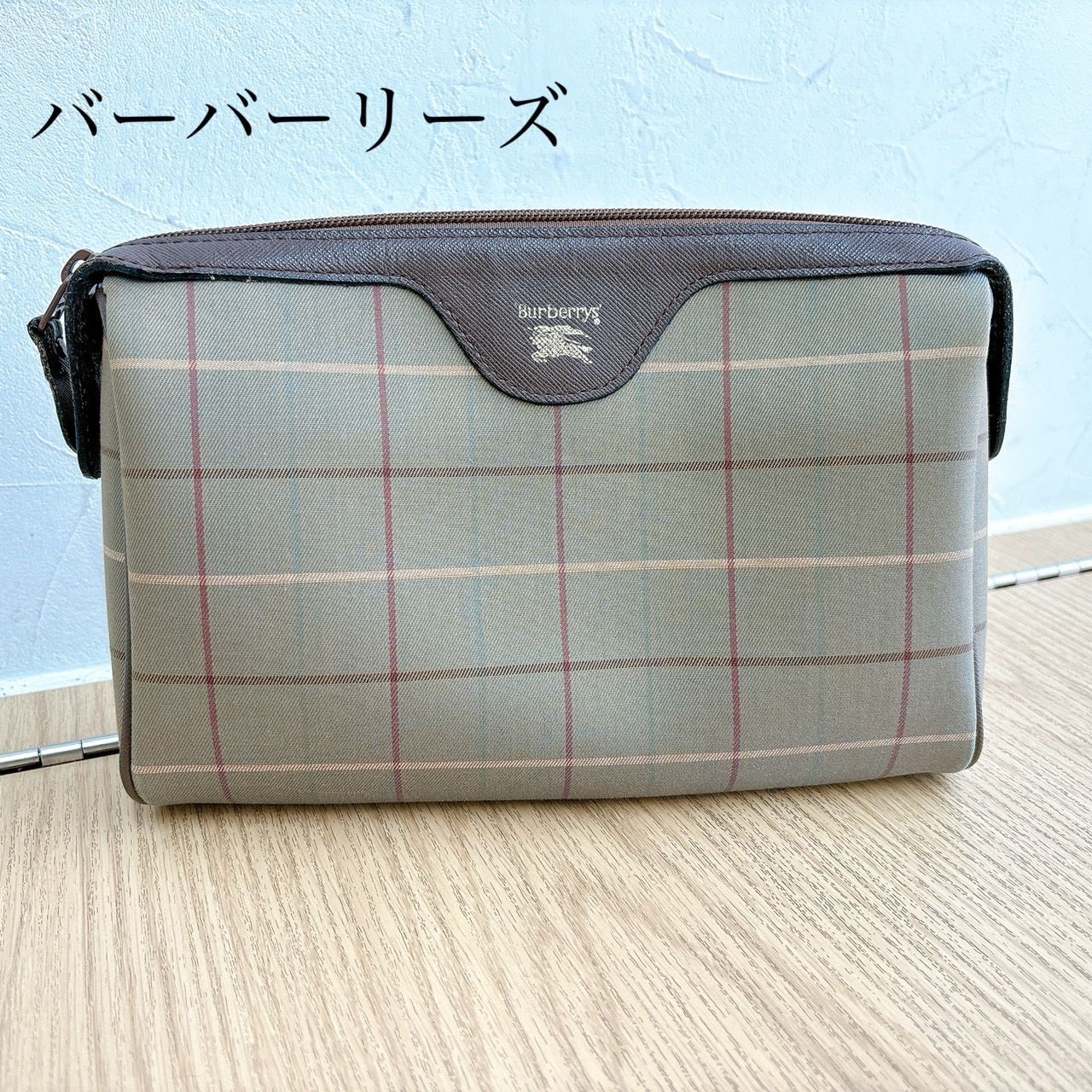 バーバリーズ　チェック　クラッチバッグ　AID