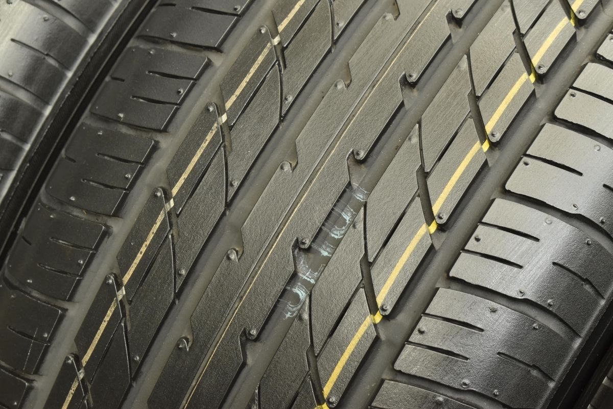 バリ溝美品‼️アルファード外し235/50R18 BLIZZAK VRX2 4本 新車外し