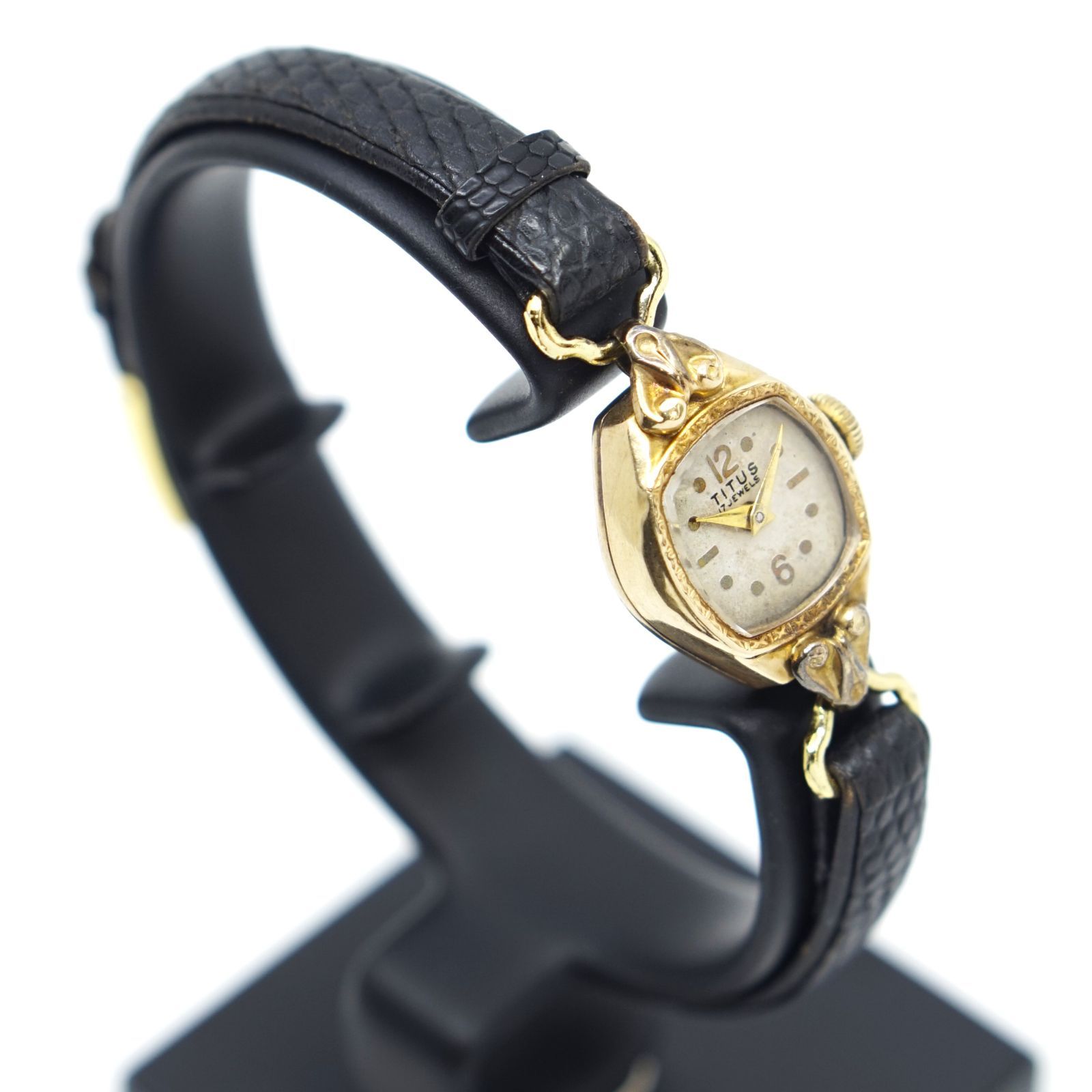ジャンク TITUS タイタス 14K 金 手巻き腕時計 m28 ジャンク TITUS タイタス 14K 金 手巻き腕時計 m28 - メルカリ