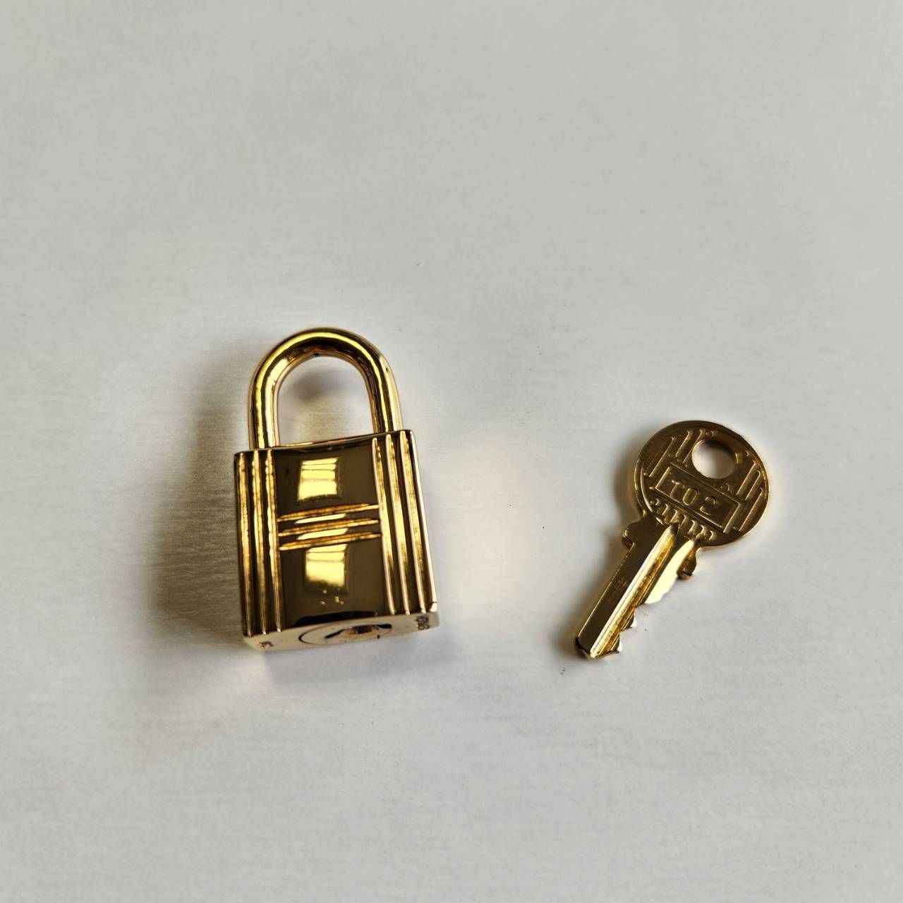 HERMES エルメス カデナ 102 鍵 セット 南京錠 ゴールド ロック
