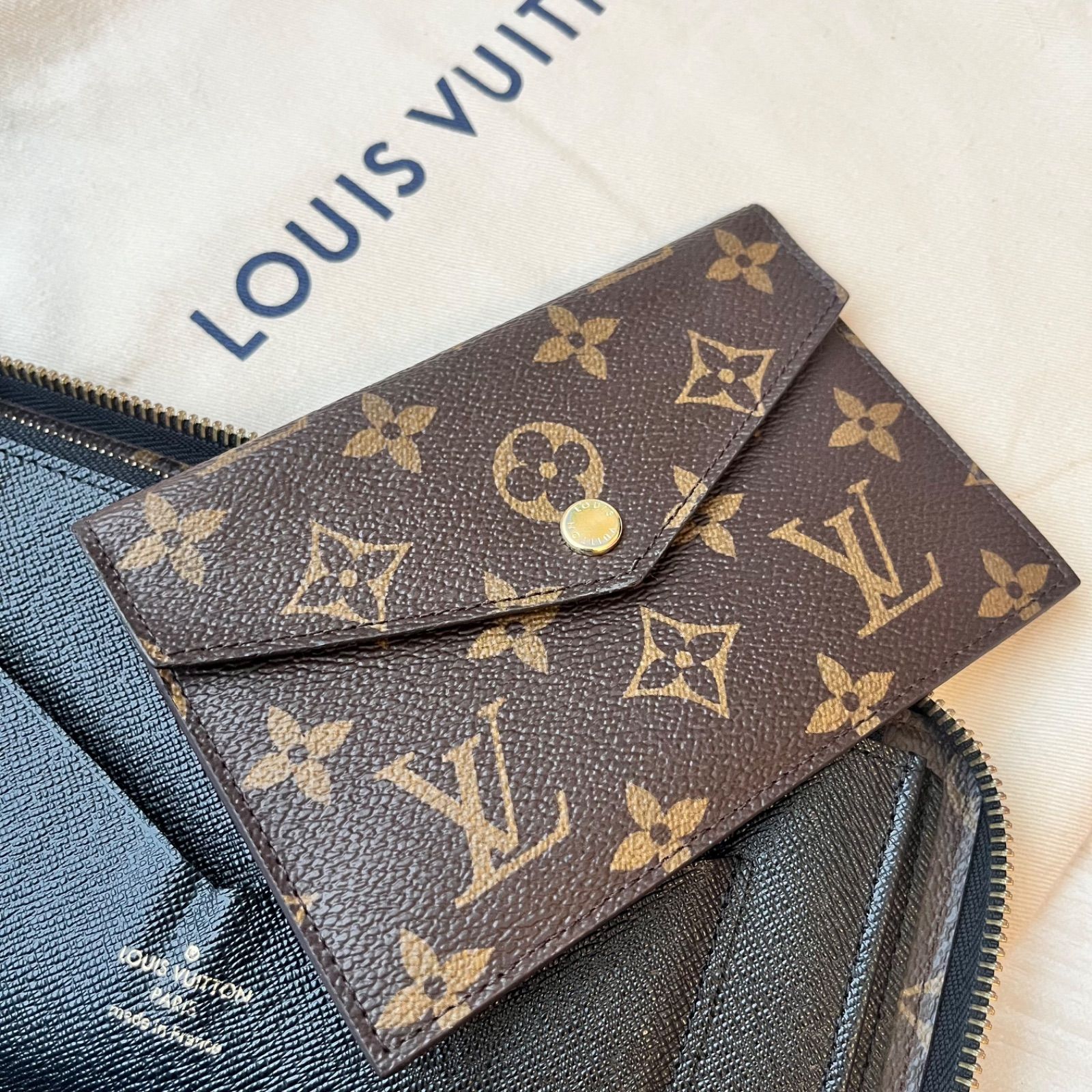 ルイ ヴィトン モノグラム マカサー デイリー オーガナイザー 長財布