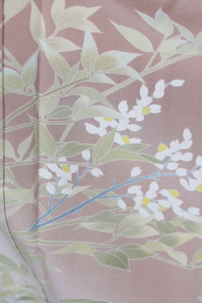 色留袖 本加賀友禅 新品未使用品 縫い紋五三の桐 薄茶 緑 松 花 鳥  