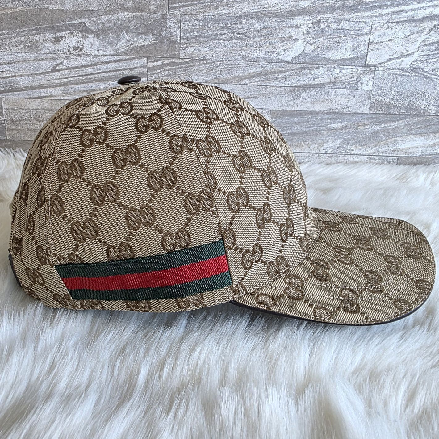 GUCCI GGパターン ベージュキャップ中古美品 GUCCI ベージュ GGパターン キャップ 乗馬帽 帽子 グッチ 正規品