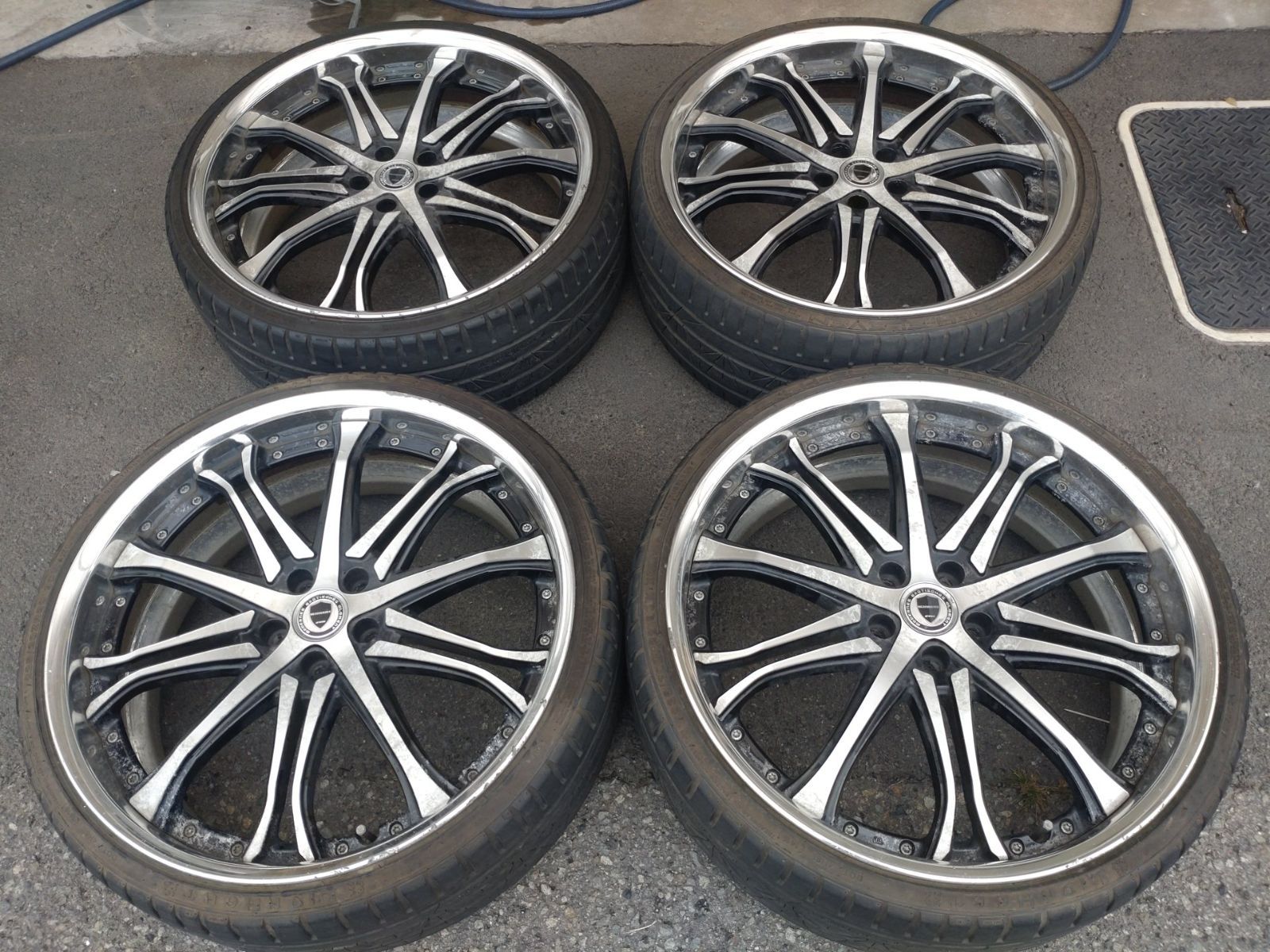 WORK ワーク SCHWERT シュバート SC6 22インチ 9.0J 38 114.3-5H ＆ 235 30R22 4本セット