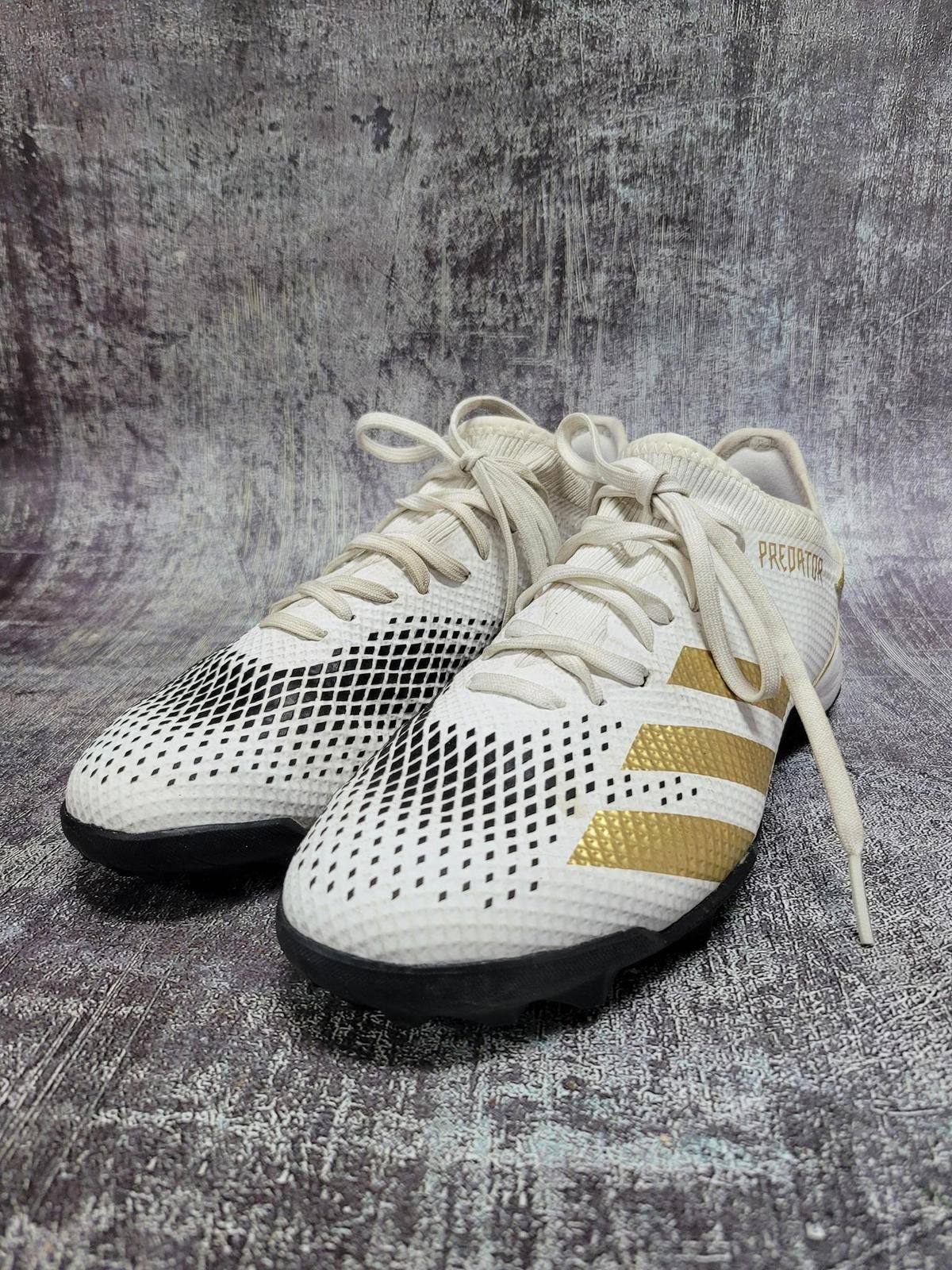 【雷市場（ポンジャン）商品韓国直送】adidas(アディダス) サッカーシューズ 260 サイズ