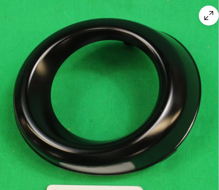 トヨタ純正OEM FJクルーザー ブラックエディション フロントコーナー