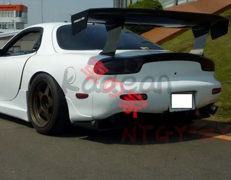 マツダ RX-7（FD3S）用 ESPRIT 052 スタイル カーボン製 リアウイング