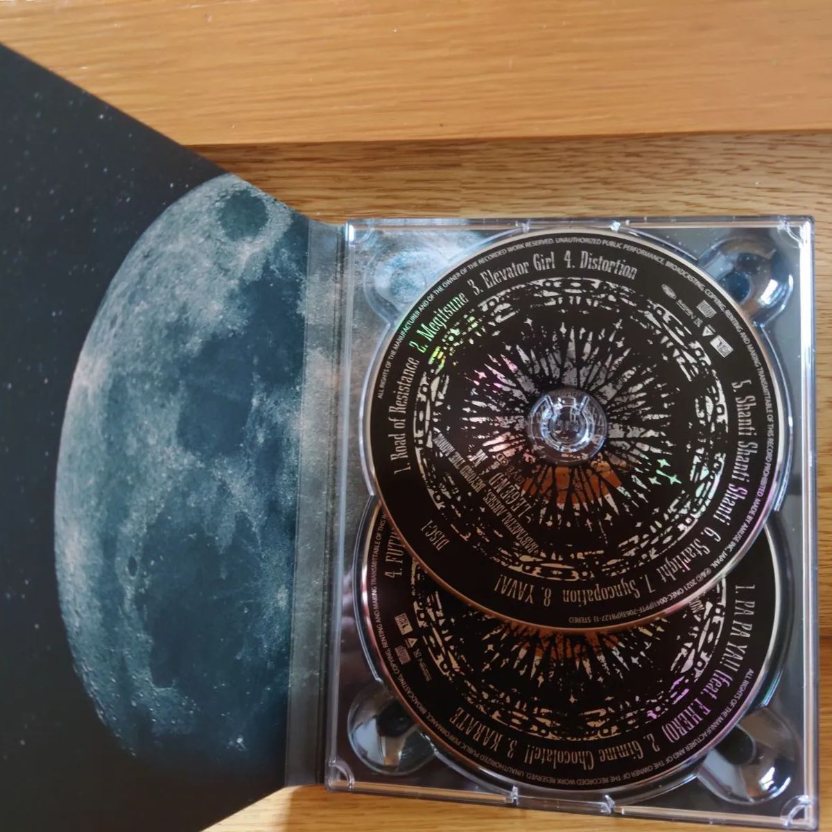 BABYMETAL ARISES BEYOND THE MOON LEGEND M復刻版 - メルカリ