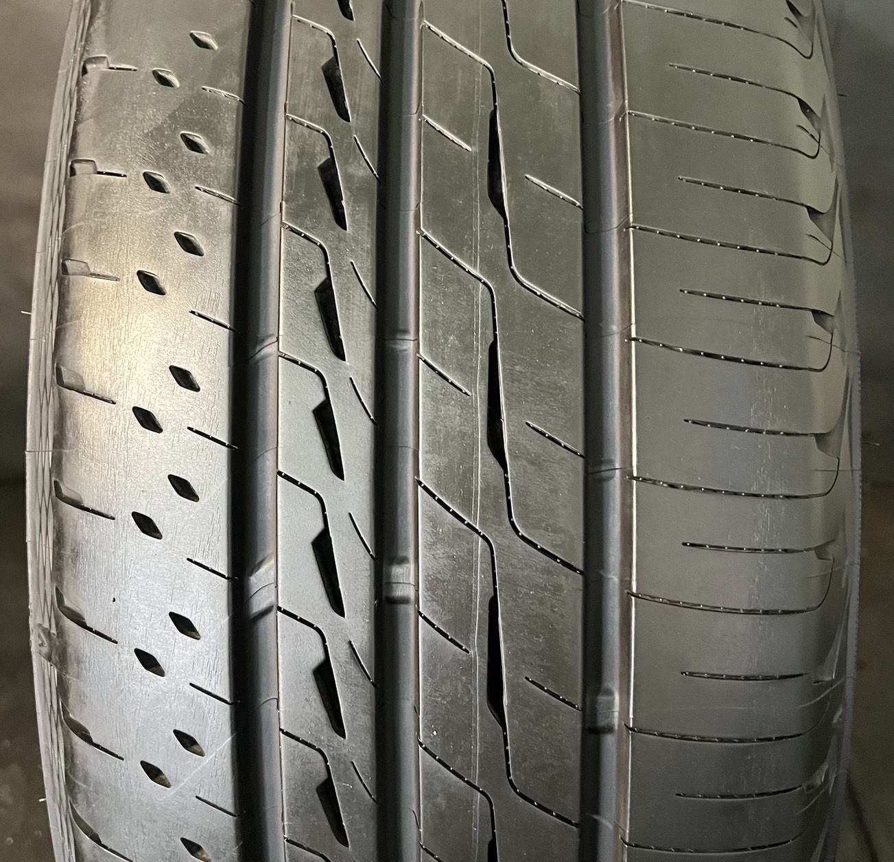 製 約9.8分山 ブリヂストン BRIDGESTONE レグノ REGNO GR-XⅢ TYPE RV 225|55R19 1本 送料無料 h_545 TRITUETUBI_COM