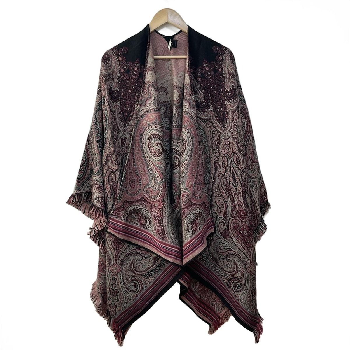 【未使用】ETROエトロ ナイロンケープ ポンチョ 40 総柄 レディース 未使用】ETROエトロ ナイロンケープ ポンチョ 40 総柄 レディース
