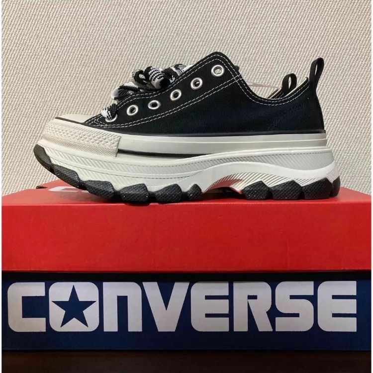 国産HOTCONVERSE TREKWAVE 23.5 靴