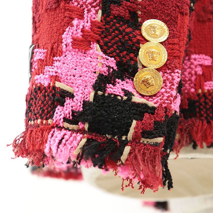 美品　VERSACE ヴェルサーチ　テーラードジャケット　ダメージ加工 Gianni Versace（テーラードジャケット）のフリマアイテム一覧