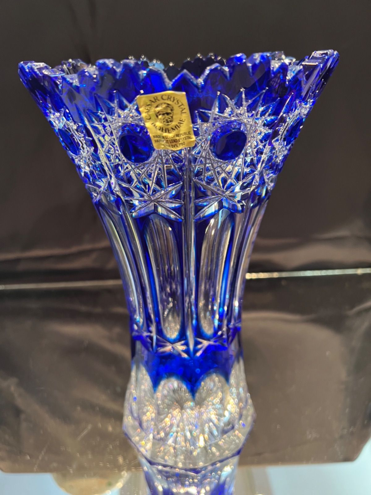 ボヘミアクリスタル 花瓶 HUND CUT 24％pbo チェコ - 花瓶・フラワー ...