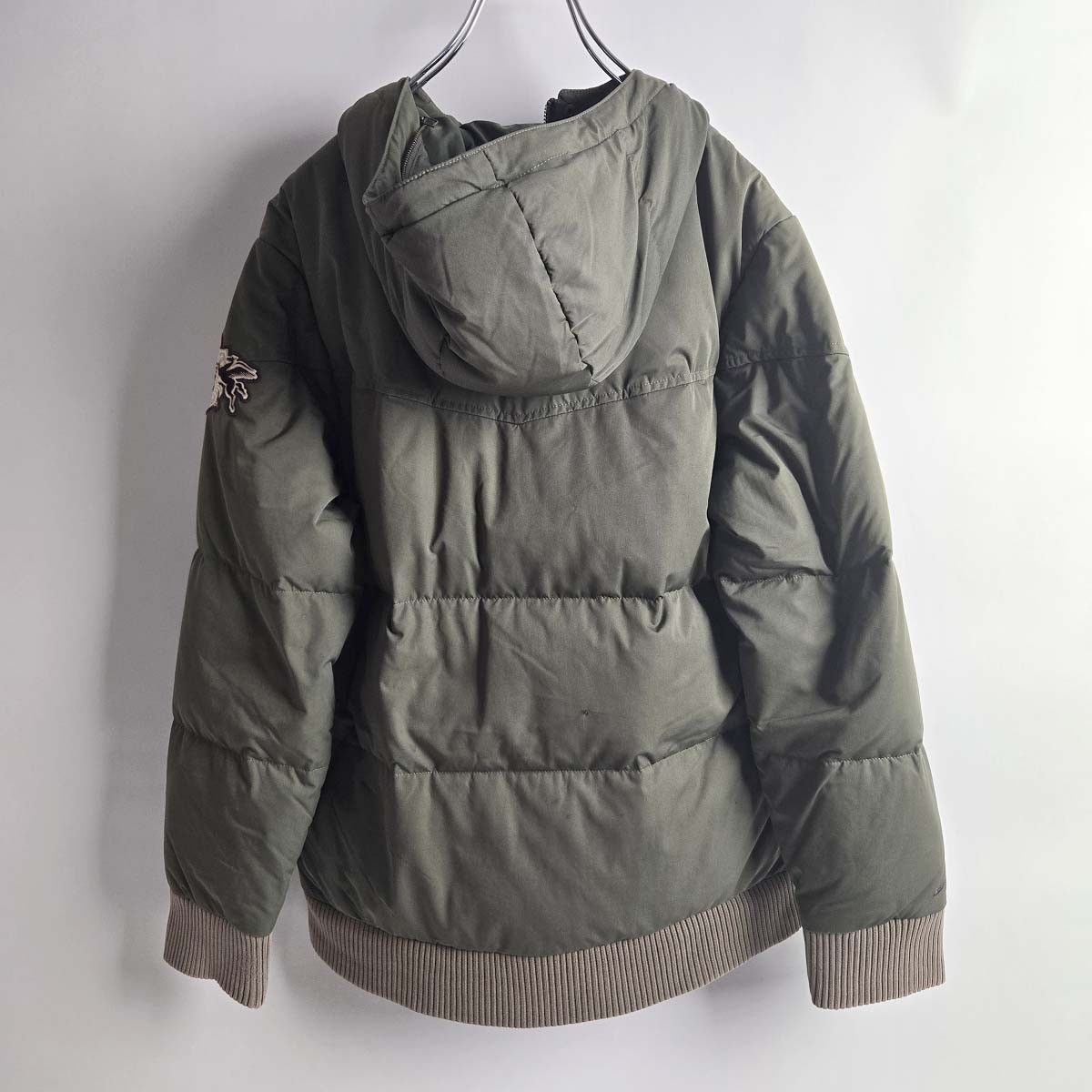 フード付ダウンジャケット ナイキ NIKE ダウンパーカー ワッペン付 袖