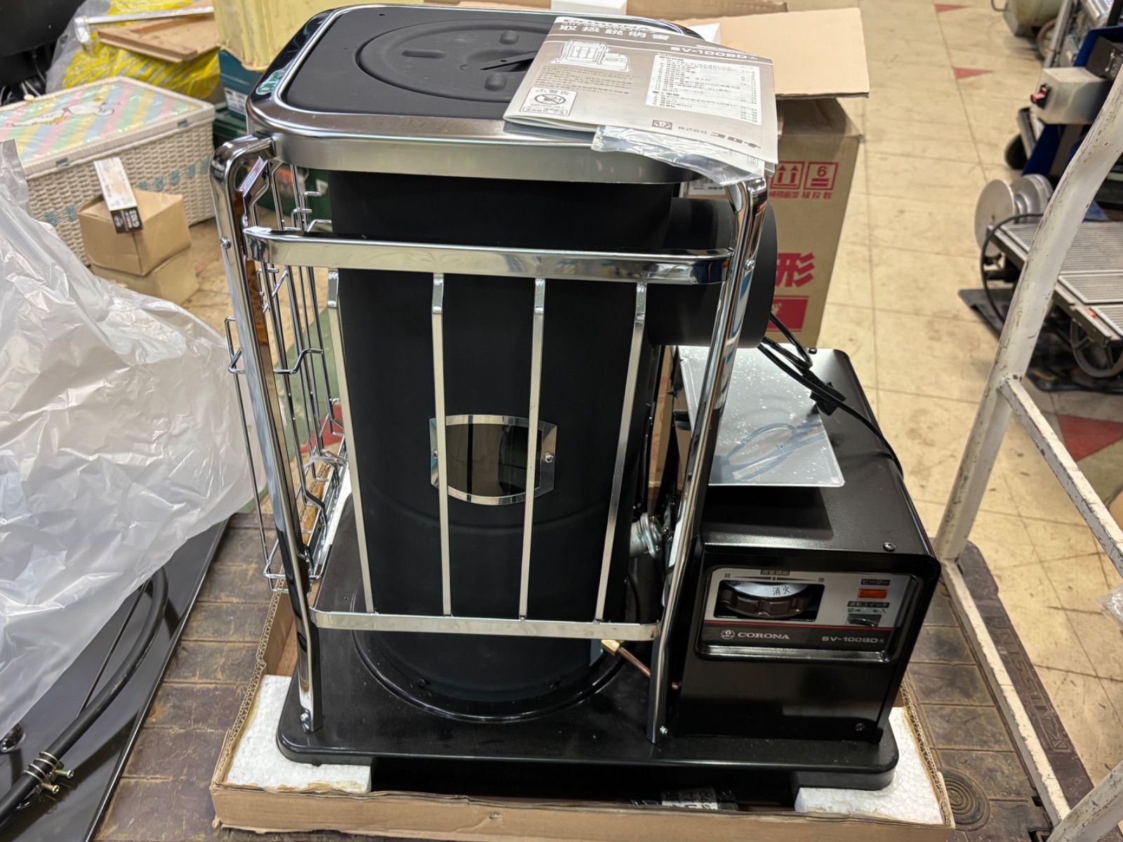 コロナ CORONA コロナ半密閉式石油ストーブ 7.16kW 1.1L h 煙突式 屋内用 2004年製 SV-100BDA 長期保管による箱汚れあり