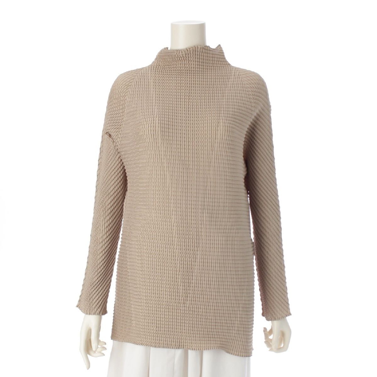 ISSEY MIYAKE - イッセイミヤケ 凸凹プリーツ ボトルネック 長袖 カットソー トップス IM94-FJ636 ベージュ M【中古】 イッセイミヤケ 凸凹プリーツ ボトルネック 長袖 カットソー
