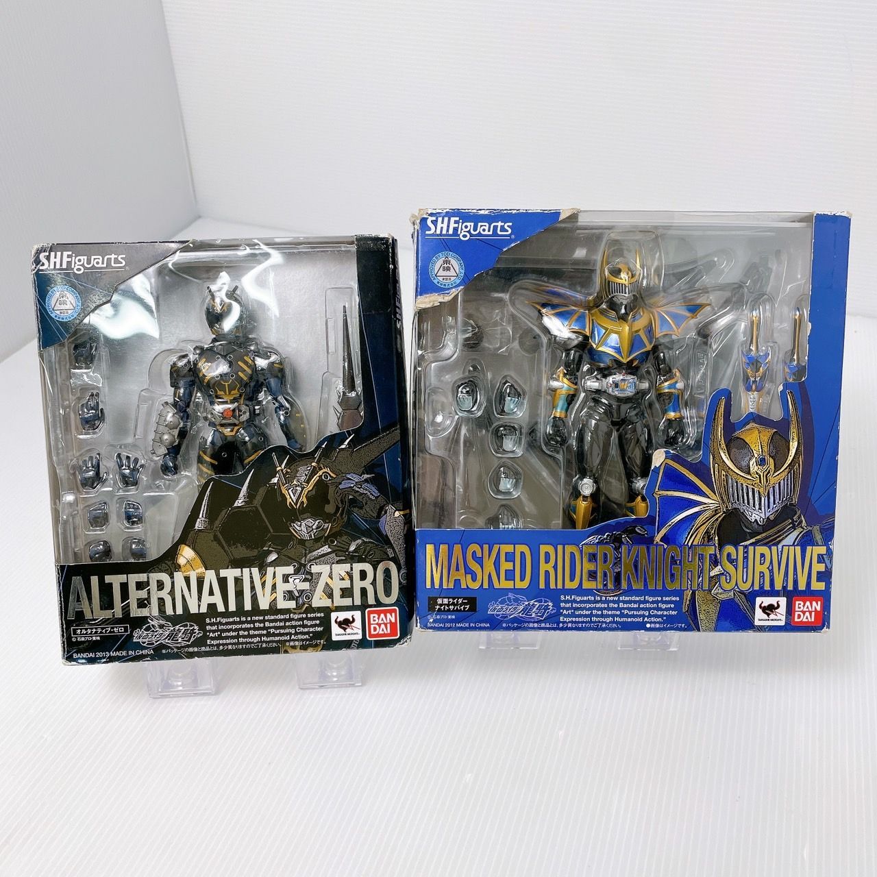 BANDAI S.H.Figuarts 仮面ライダーナイトサバイブu0026仮面ライダーオルタナティブ・ゼロ フィギュア 仮面ライダー龍騎 バンダイ