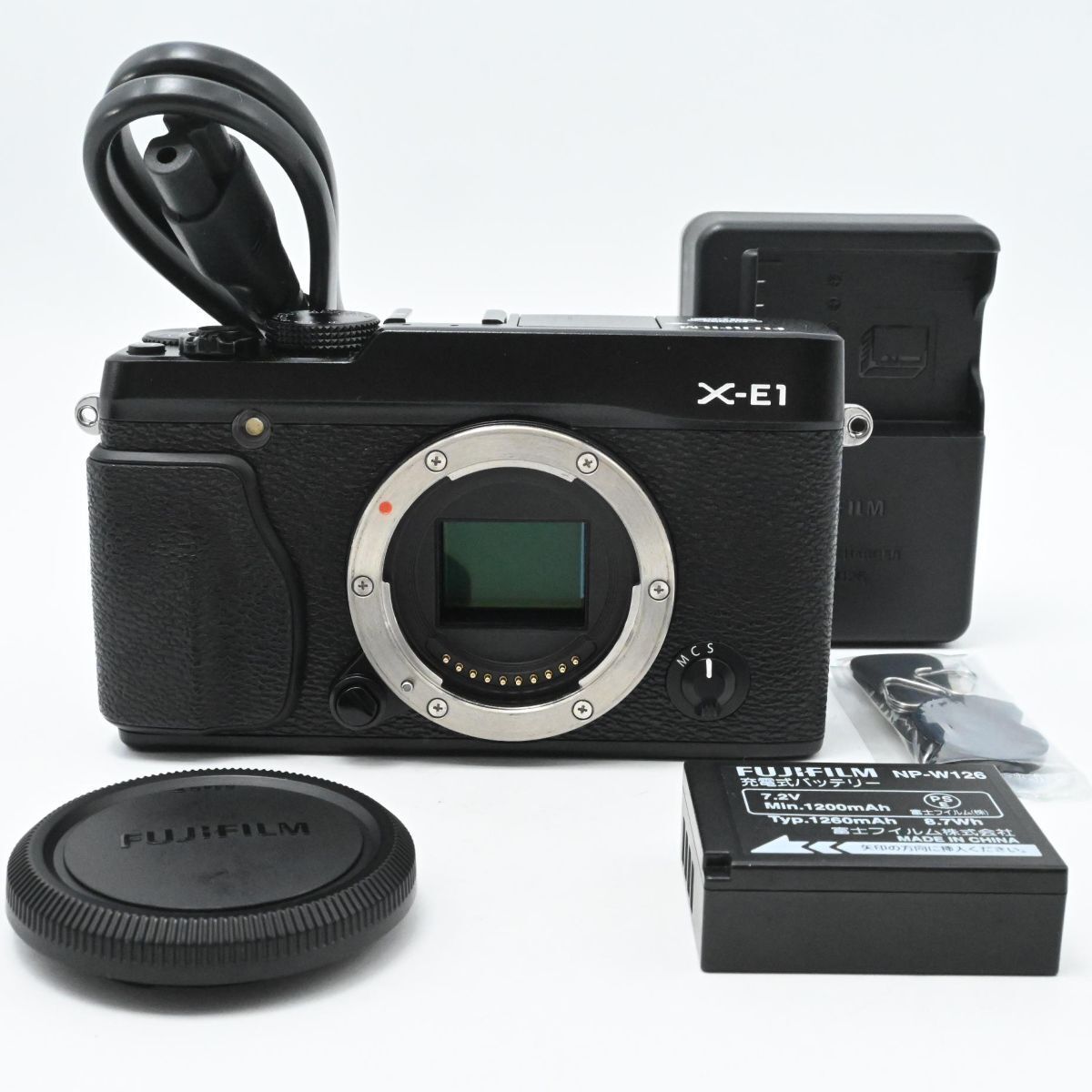 FUJIFILM ミラーレス一眼 X-E1 ボディ ブラック FX-X-E1B