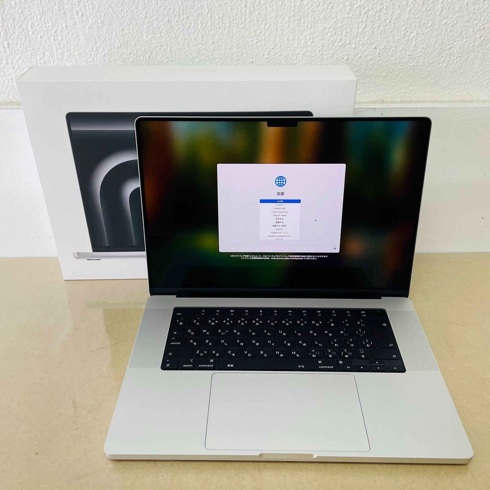 未使用に近い　新品同様品　バッテリー100% MacBook Pro Liquid Retina XDRディスプレイ 16.2 MRW43J/A [シルバー]　 M3 Pro　18GB 512GB充放電回数18回  C837　100サイズ発送