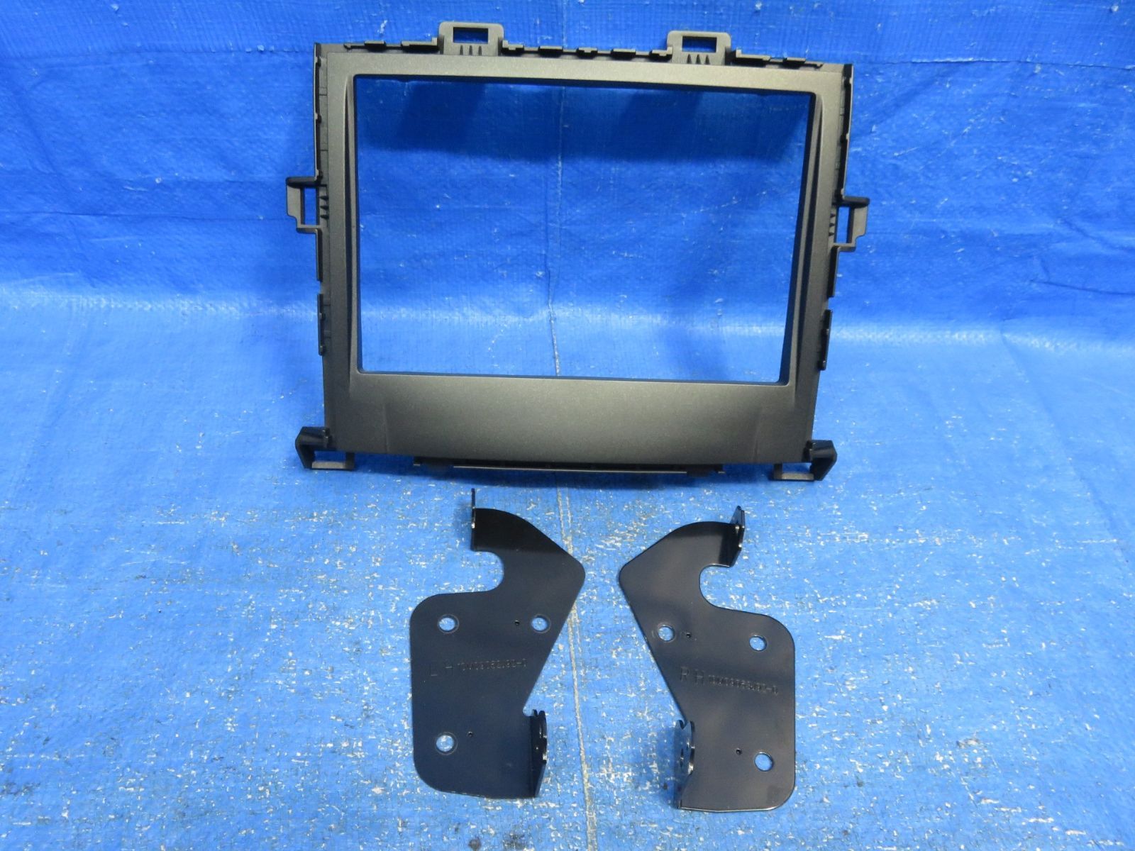 LA6890 ヴェルファイア GGH20W 後期 8インチナビ用 クラスターパネル M09051J92-0 ステー付 ANH20W ANH25W GGH25W アルファード共通