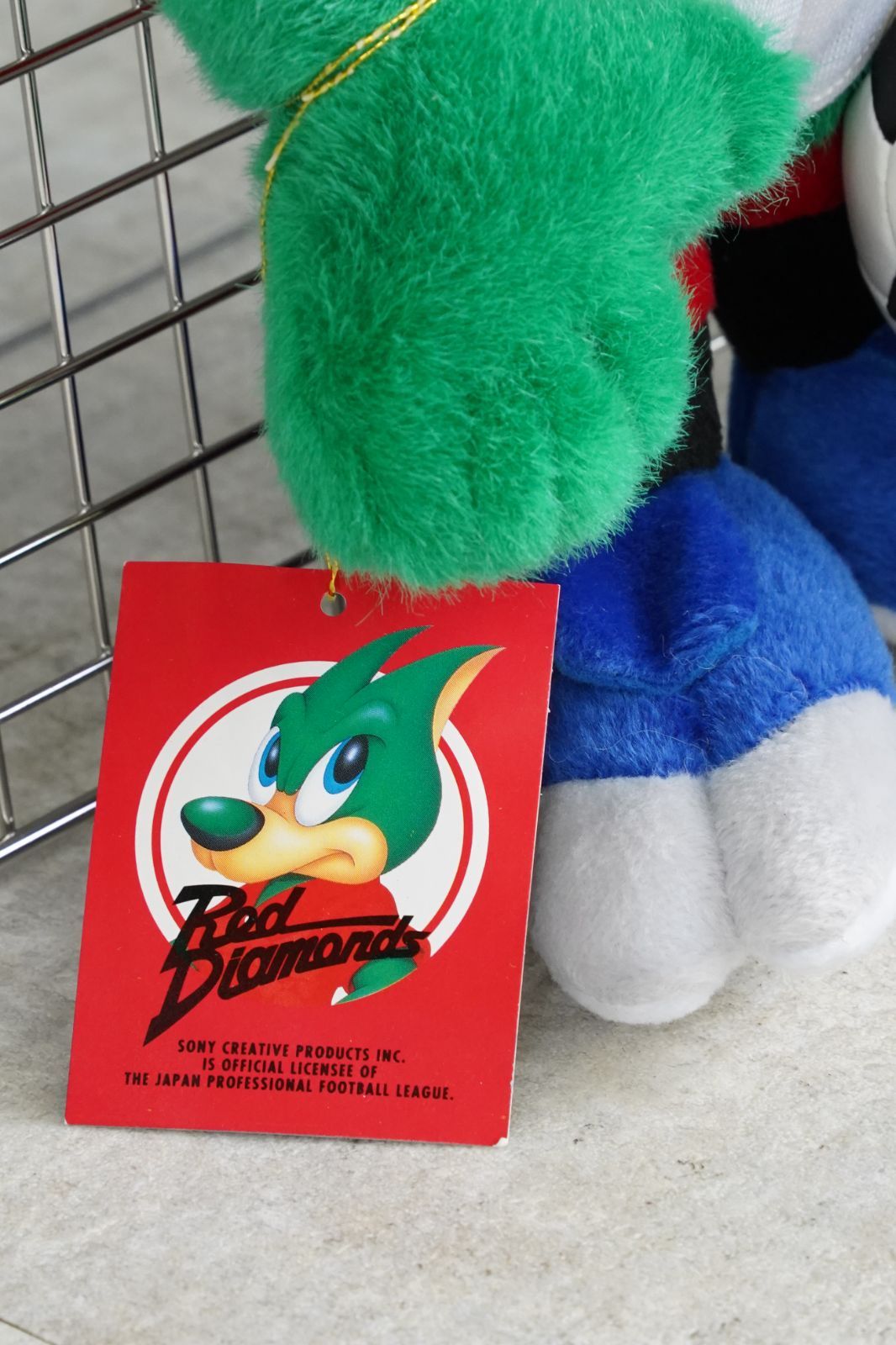 浦和レッズ　レディア ぬいぐるみ Amazon.co.jp: 浦和レッズレディアぬいぐるみ : おもちゃ