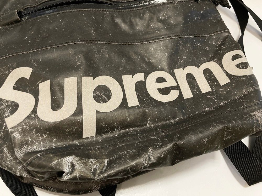 シュプリーム SUPREME Waterproof Reflective Speckled Shoulder Bag 20AW ウォータープルーフ 黒 バッグ メンズバッグ ショルダーバッグ・メッセンジャーバッグ ブラック 101bag-151