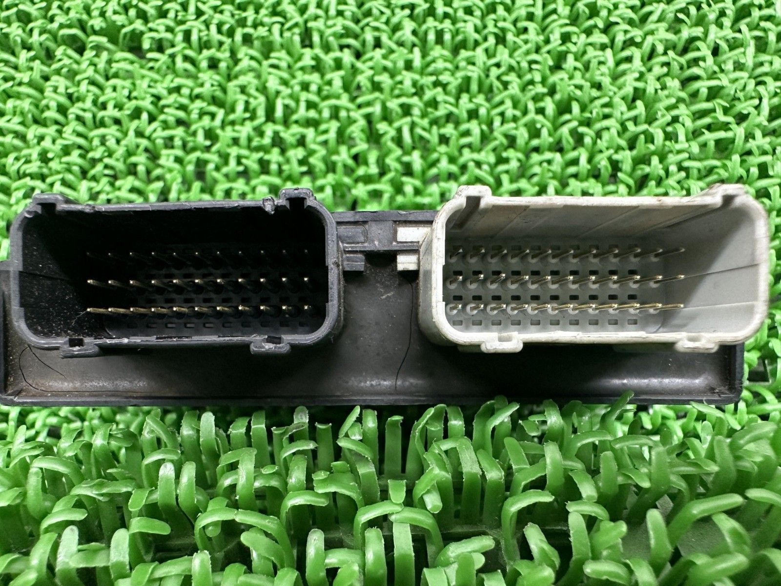 VTR250 ECU ホンダ 純正 バイク 部品 MC33 ECM PGM-FIユニット エンジンコントロールユニット 機能的問題なし Fs