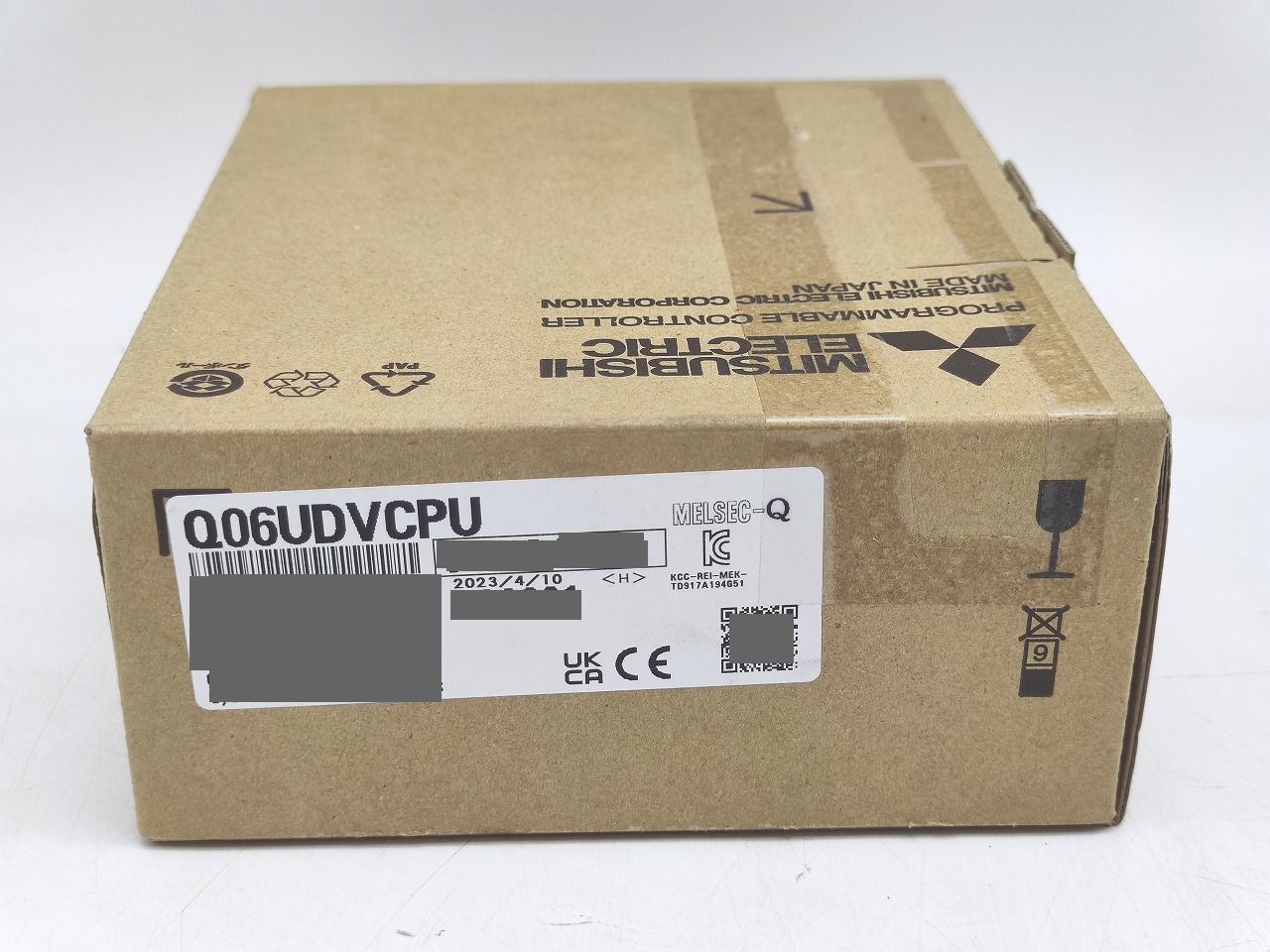 インボイス対応 箱いたみあり 2025年製 三菱 MITSUBISHI Q06UDVCPU