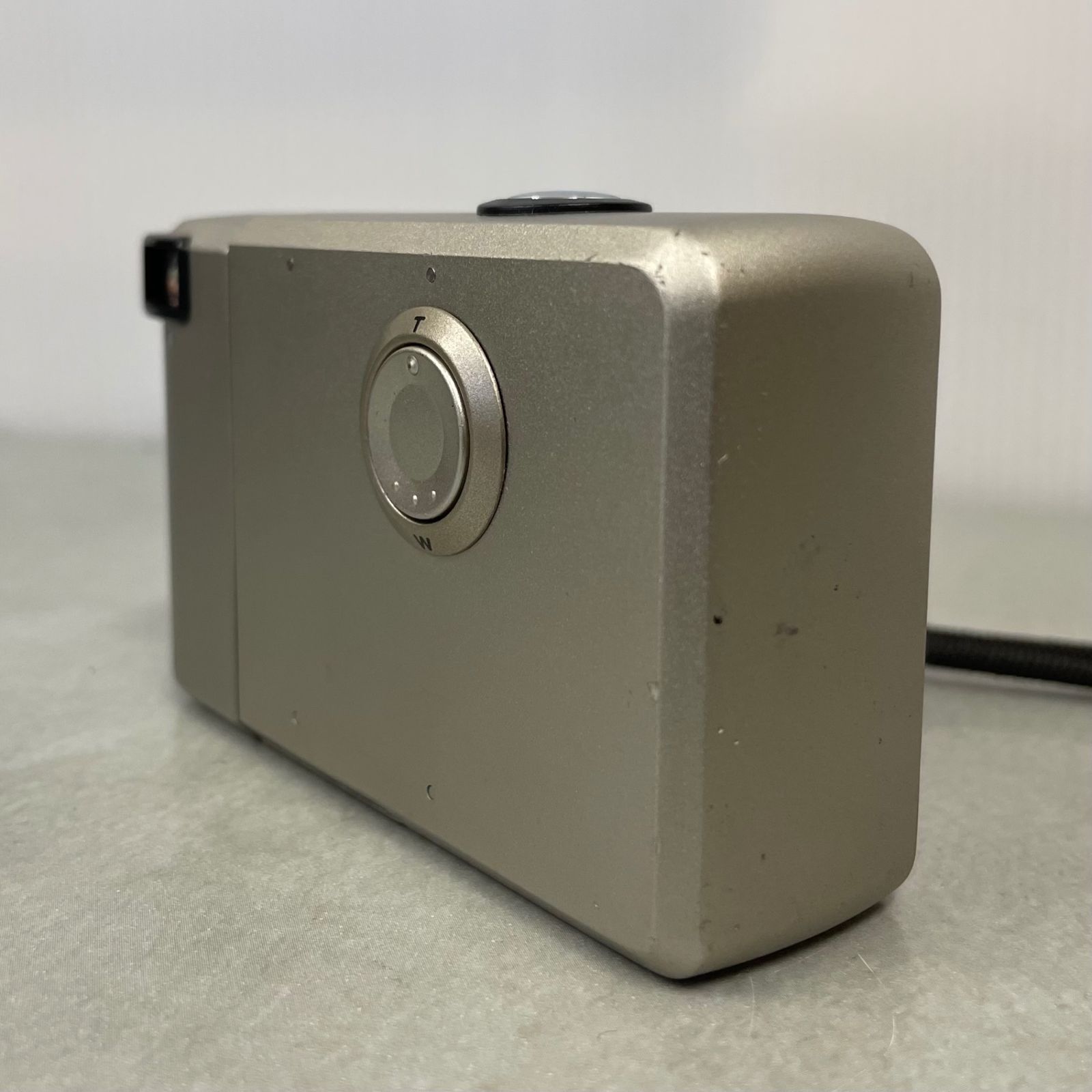 ジャンク品〉FUJIFILM 富士フィルム TIARA ix-Z nexia 2000 ix Z