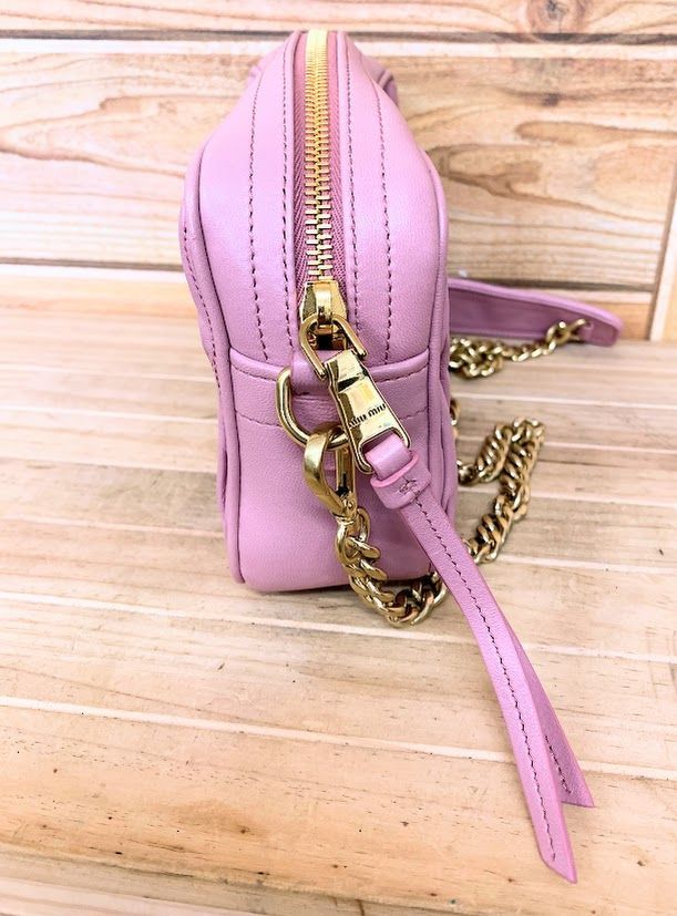 Miu Miu ミュウ ミュウ マテラッセ ショルダーバッグ チェーン
