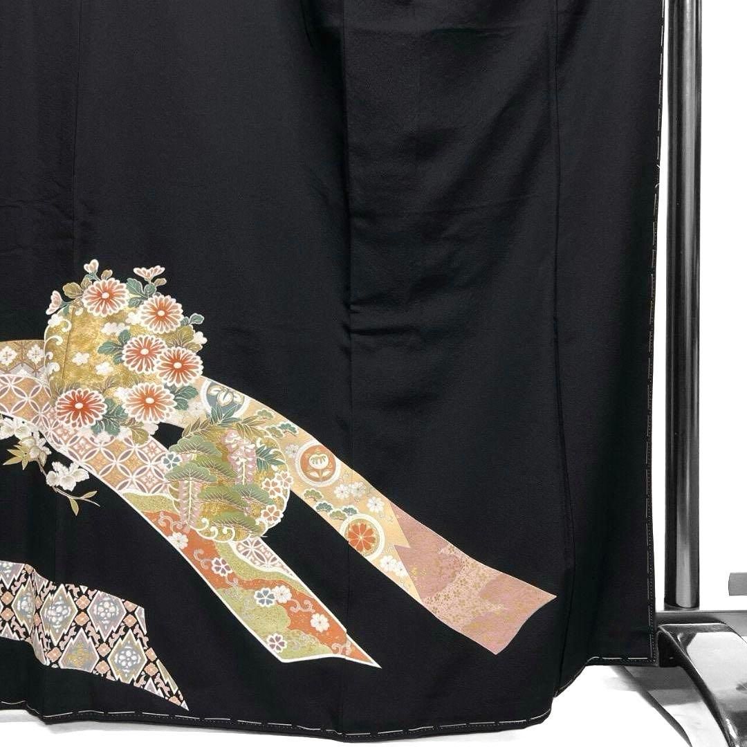 アンティーク　黒留袖　金駒刺繍　刺繍　金彩　御所車　花模様　着物　014k アンティーク 黒留袖 金駒刺繍 刺繍 金彩 御所車 花模様 着物 014k