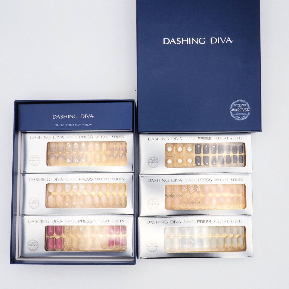 DASHING DIVA マジックプレス スワロフスキー コレクション ネイル