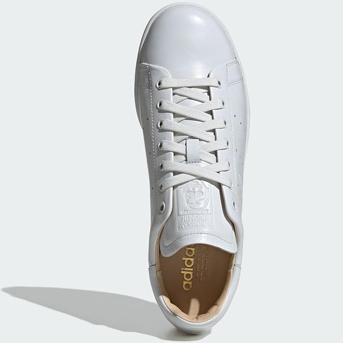 STAN SMITH