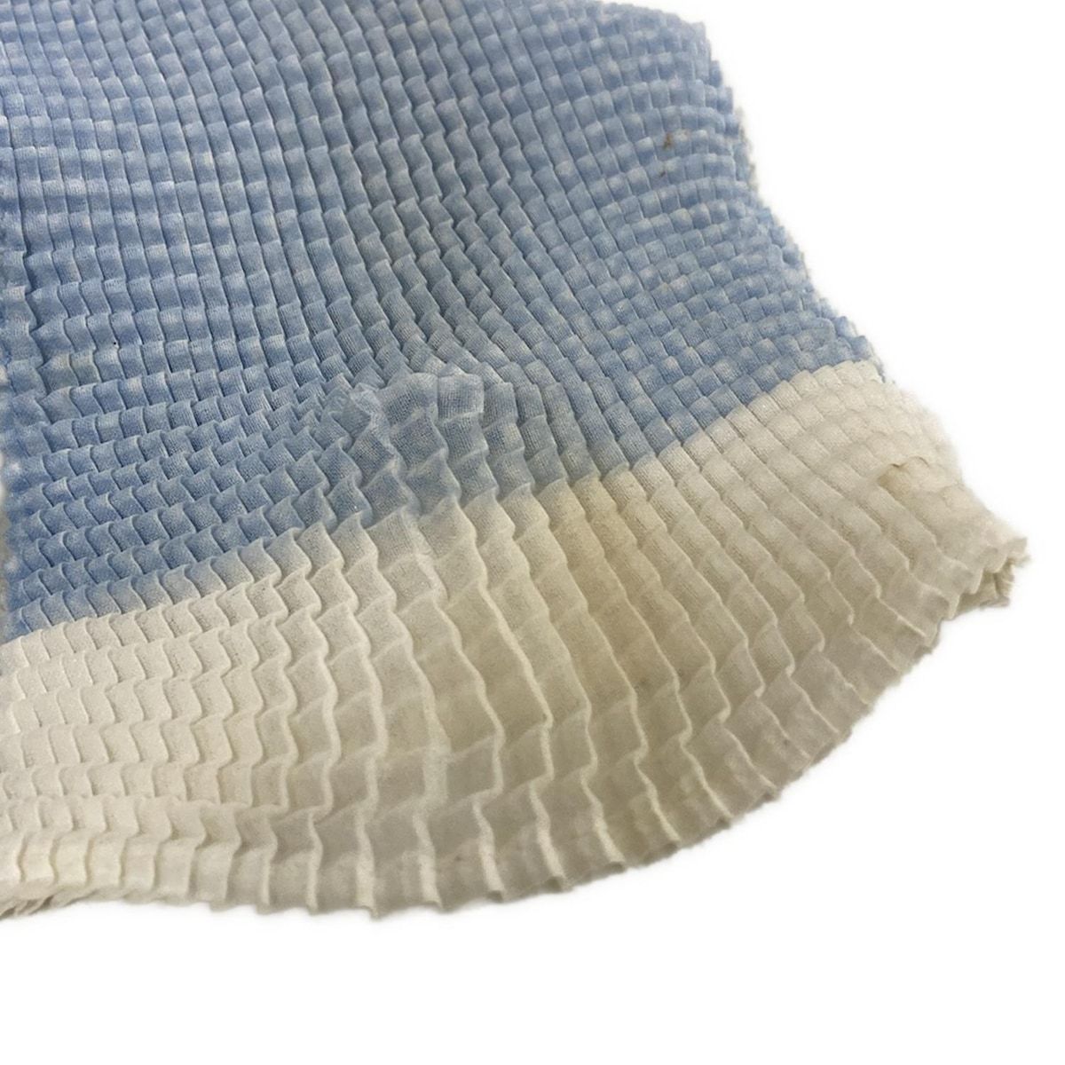 me ISSEY MIYAKE(ミー/イッセイミヤケ) カーディガン レディース