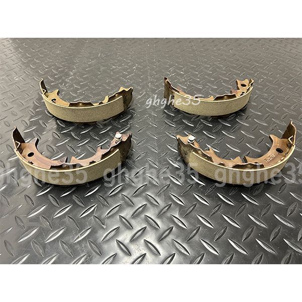 トヨタ 純正 JZX 100 チェイサー マークⅡ クレスタ サイド ブレーキ シュー 左右 セット jzx gx lx sx 検索 バンパー シート エンジン T520